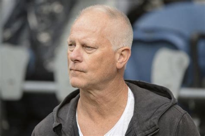 Kenny Mayne